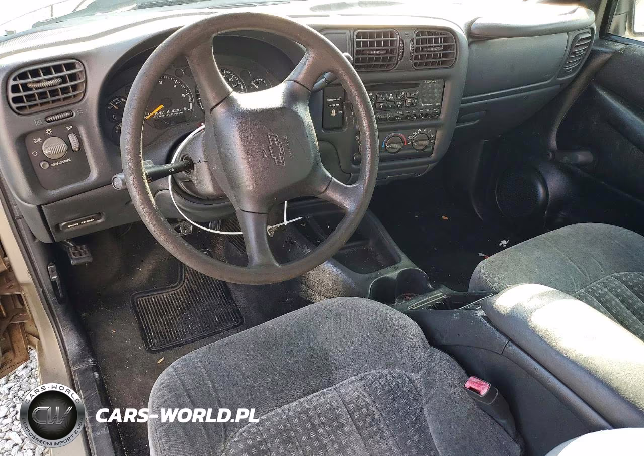 2000 Chevrolet S Truck S10 VIN:1GCCS19WXY8294864 - 8