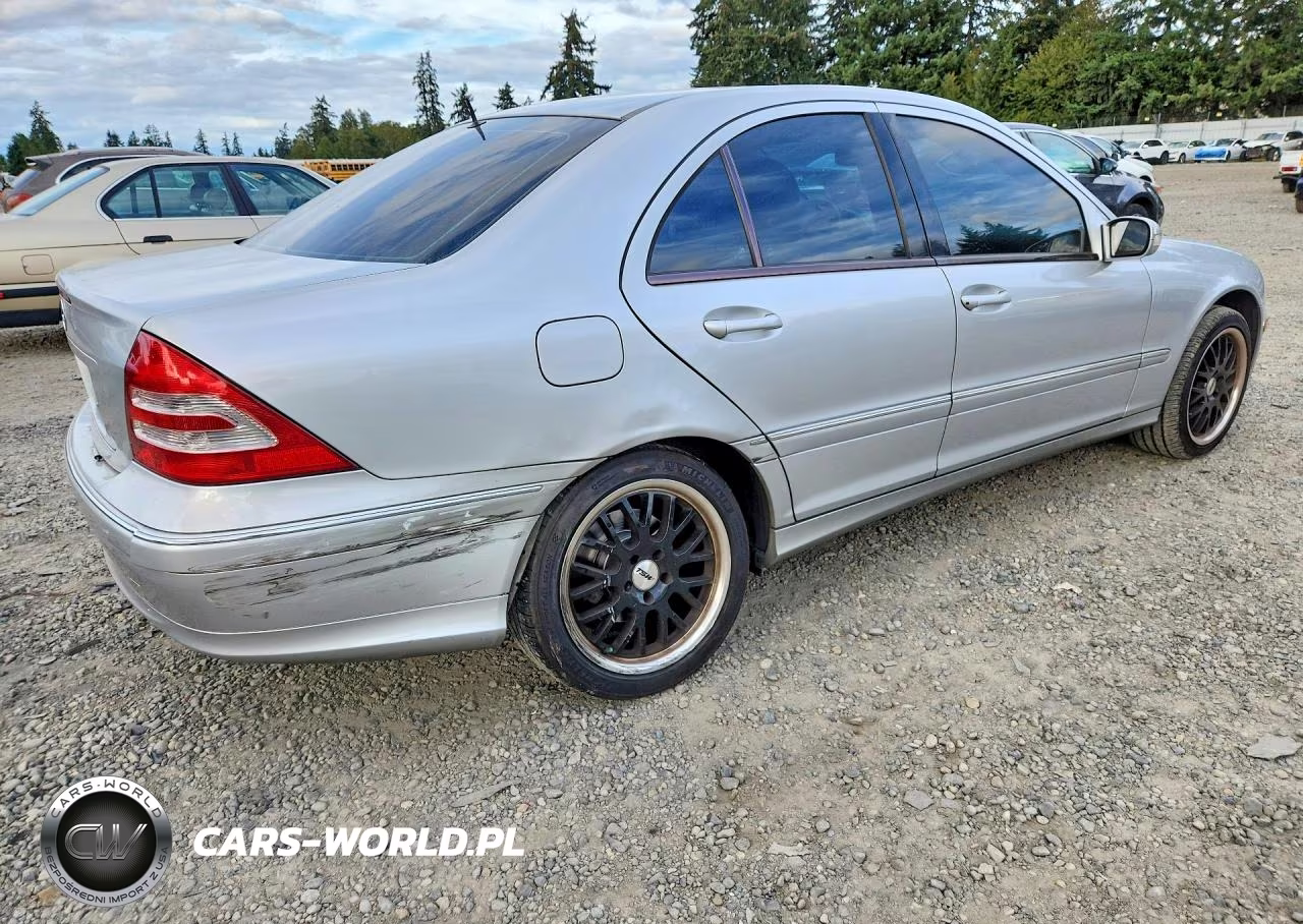 2001 Mercedes-Benz C 320 VIN:WDBRF64J01F111527 - 3