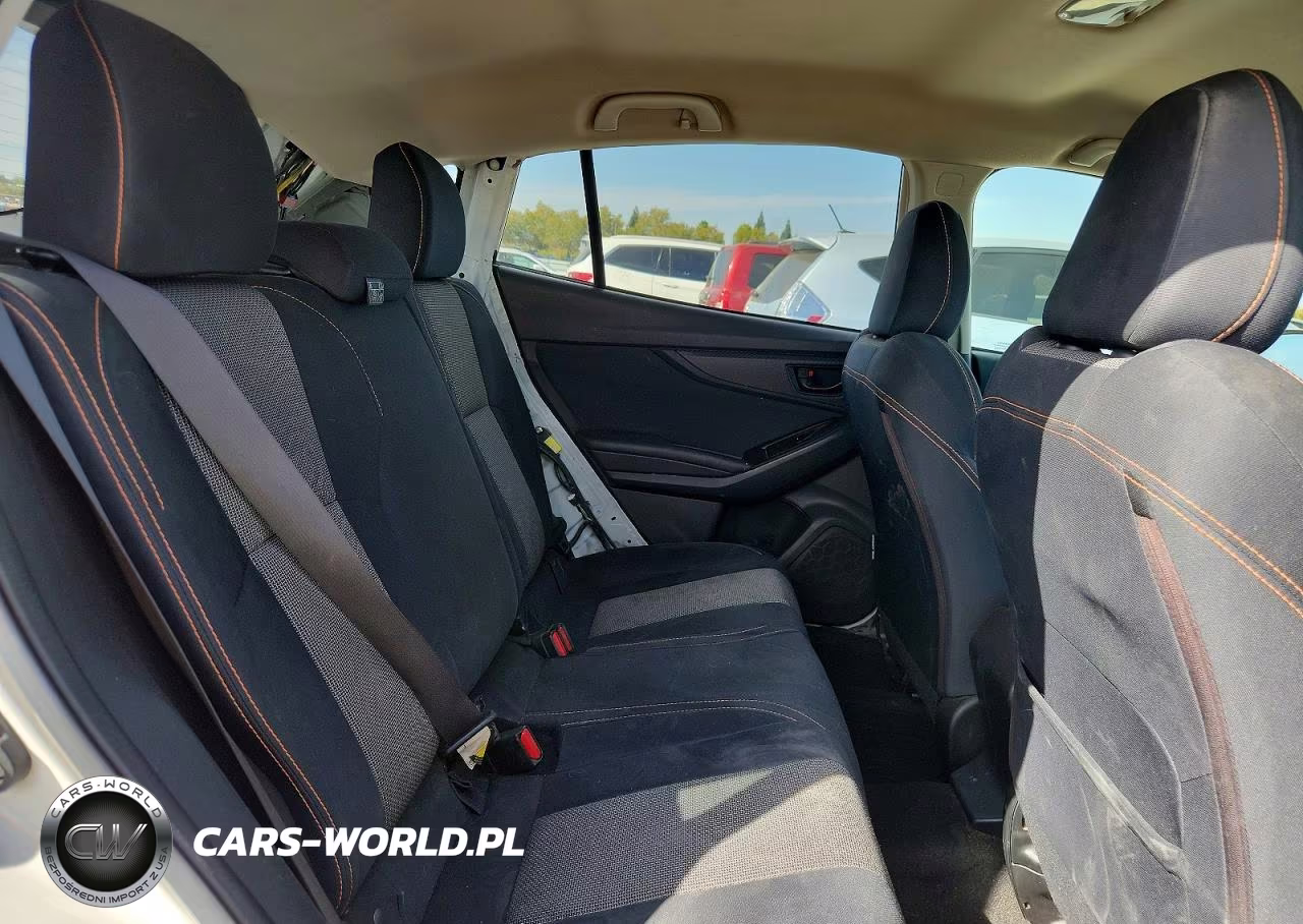 2019 Subaru Crosstrek Premium VIN:JF2GTACC5KH354216 - 10