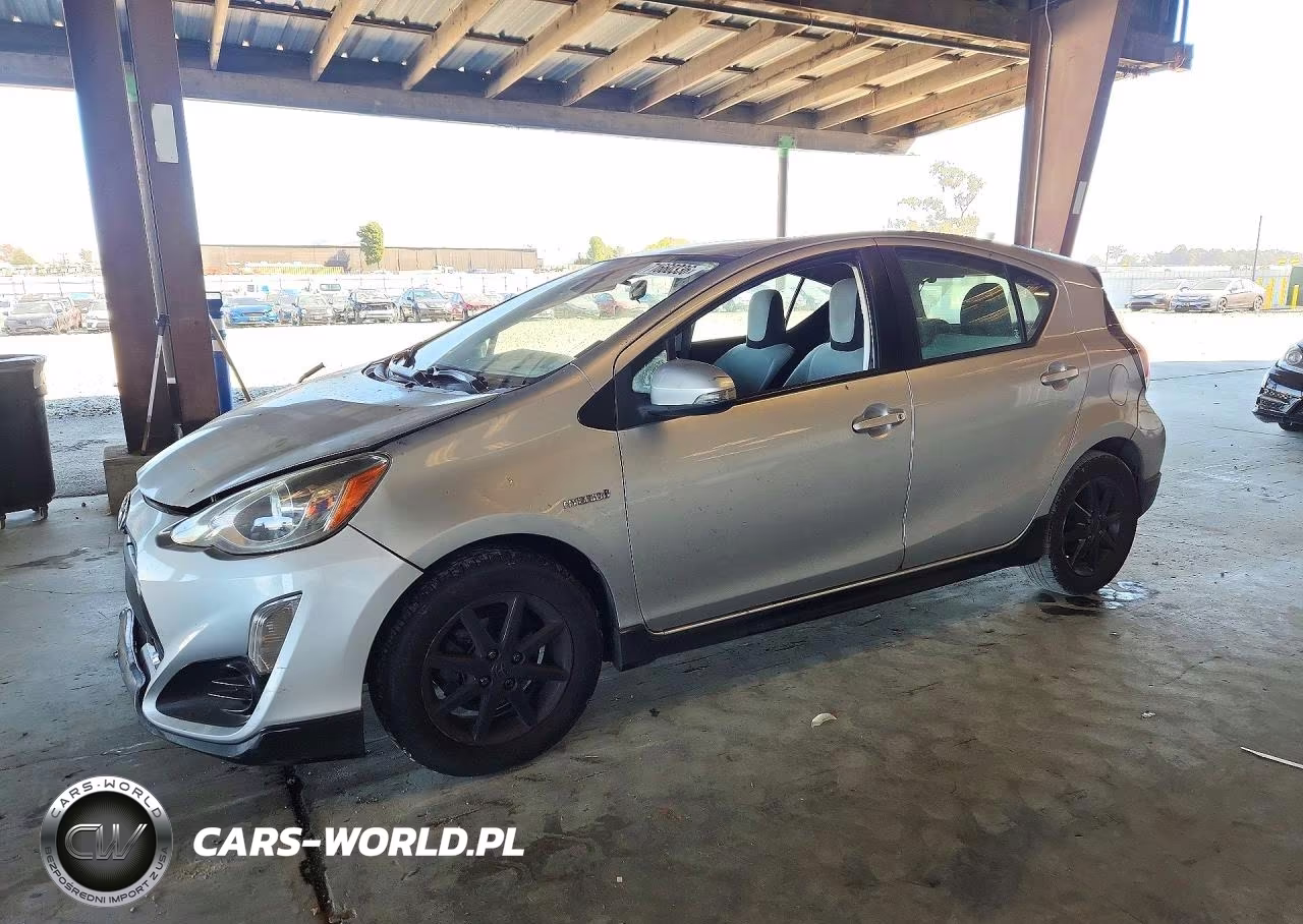 2017 Toyota Prius C One
