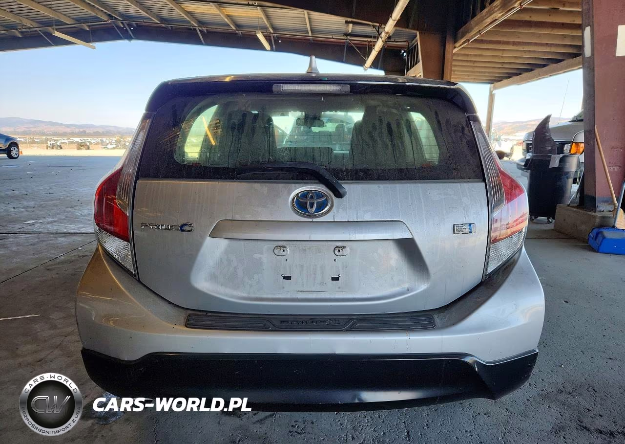 2017 Toyota Prius C One VIN:JTDKDTB33H1592697 - 6