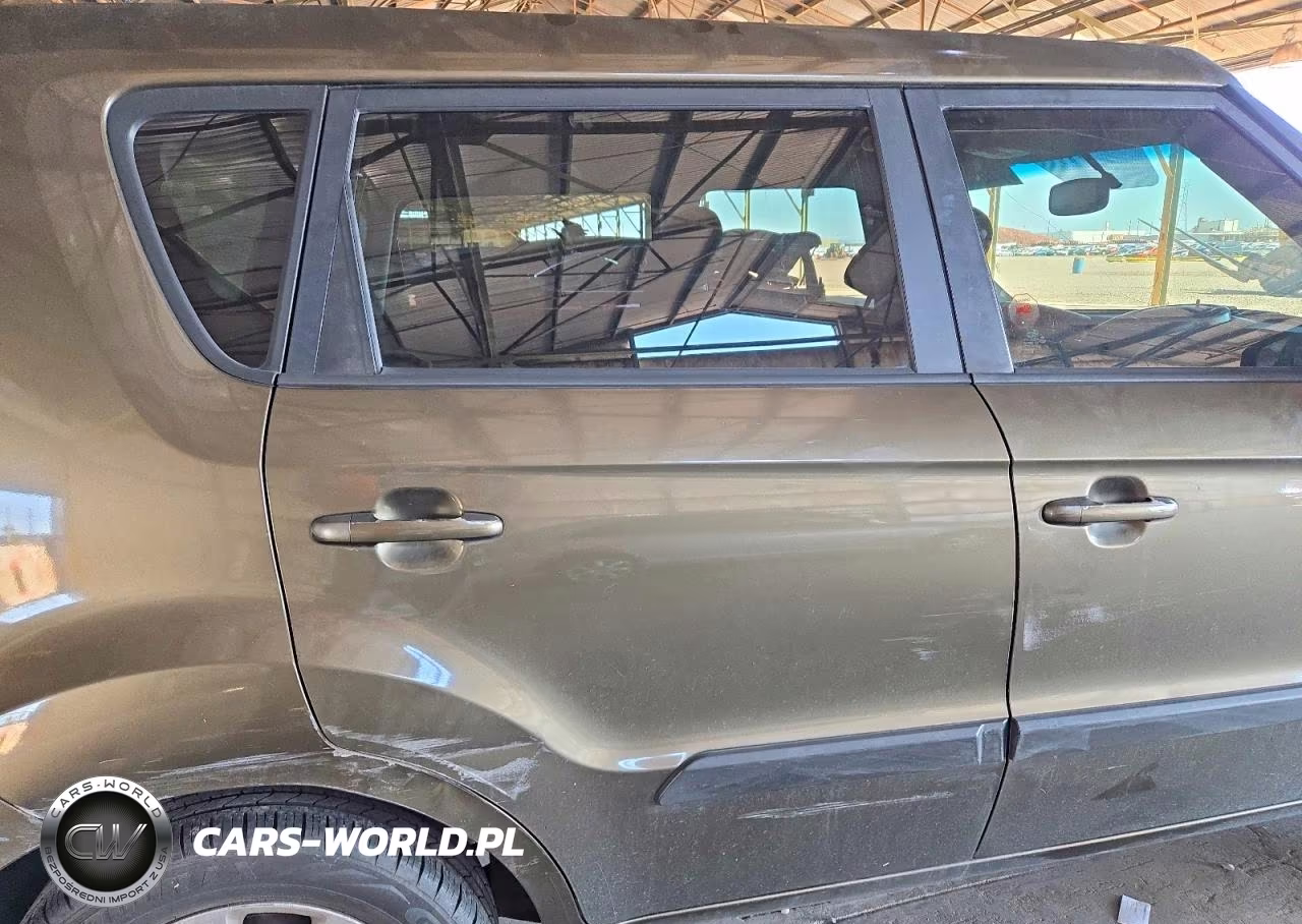 2012 Kia Soul + VIN:KNDJT2A61C7439150 - 10