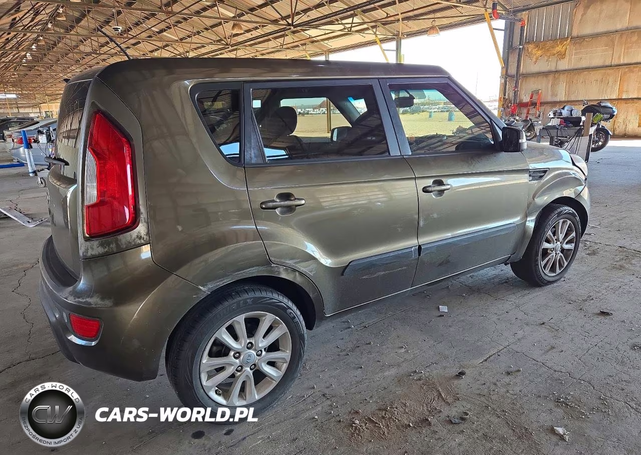 2012 Kia Soul + VIN:KNDJT2A61C7439150 - 3