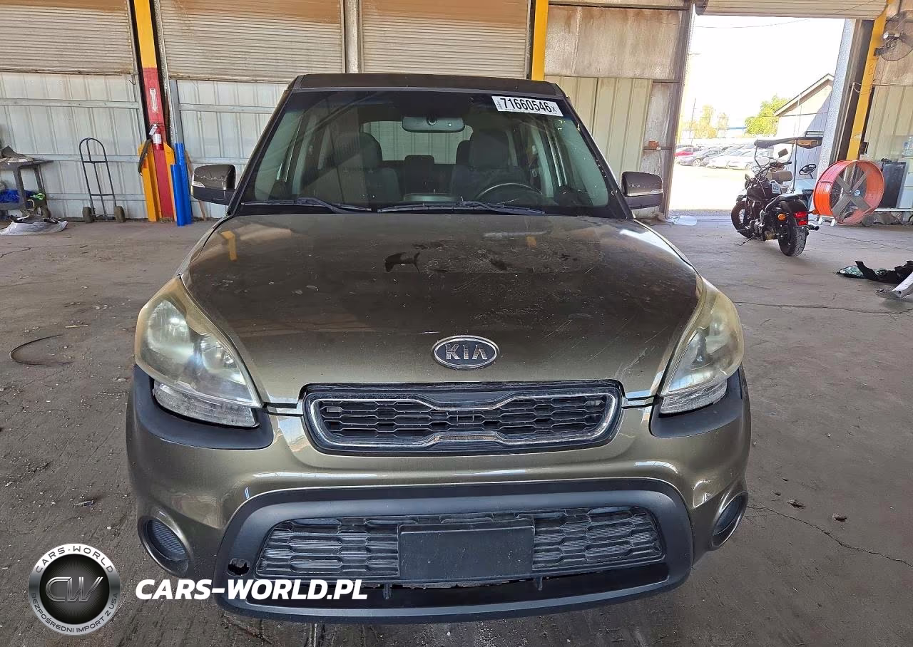 2012 Kia Soul + VIN:KNDJT2A61C7439150 - 5