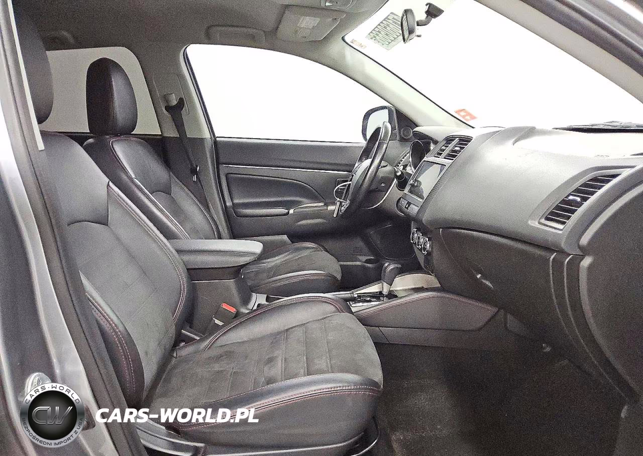 2018 Mitsubishi Outlander Sport Es VIN:JA4AP3AW9JU025987 - 13