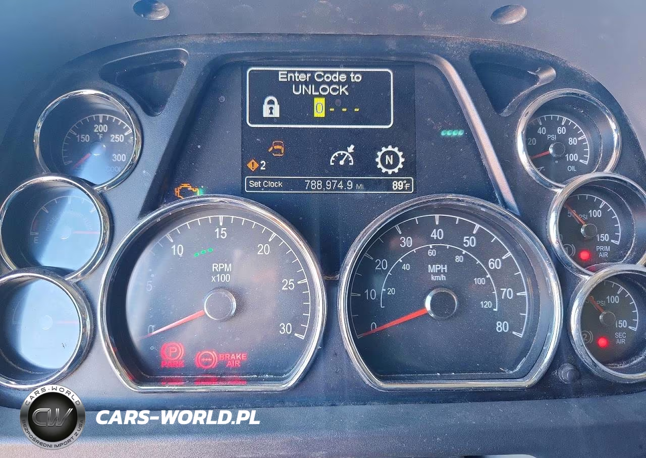 2018 Peterbilt 579 Semi Truck VIN:1XPBDP9X4JD474046 - 9