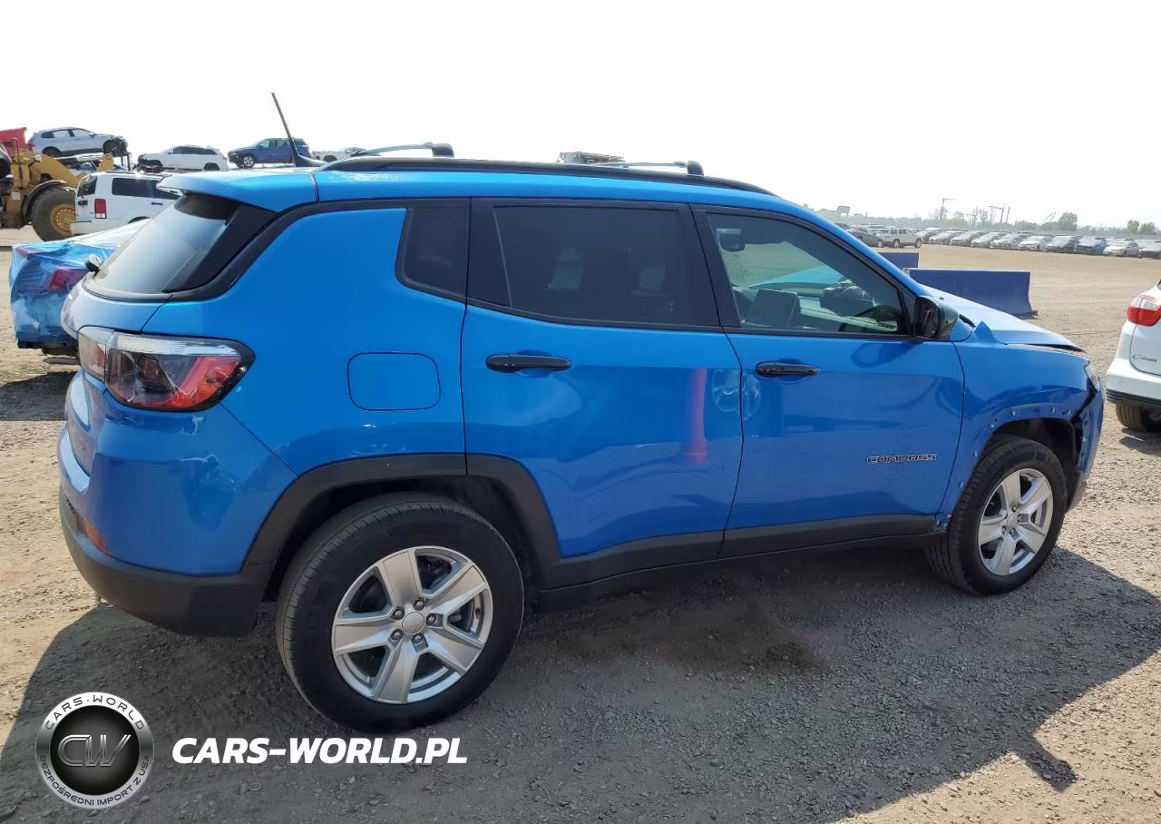 2022 Jeep Compass Latitude VIN:3C4NJDBB3NT152518 - 3