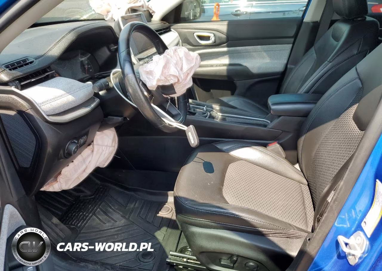 2022 Jeep Compass Latitude VIN:3C4NJDBB3NT152518 - 7