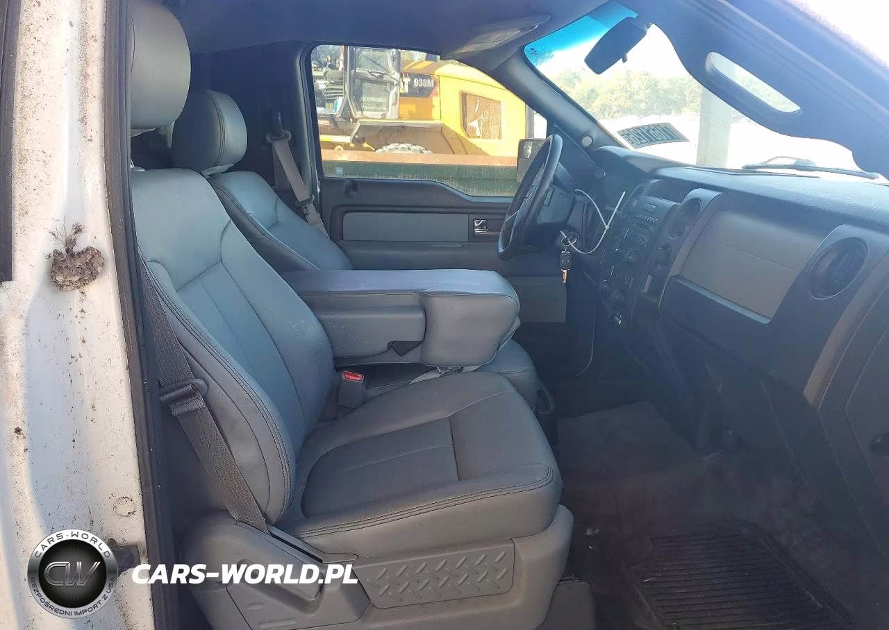 2014 Ford F150 VIN:1FTMF1CM4EKF50785 - 10