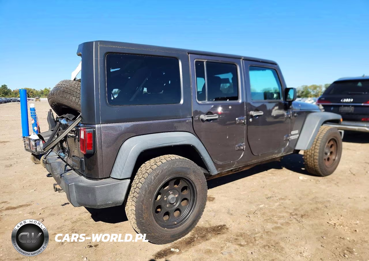 2016 Jeep Wrangler Unlimited Sport VIN:1C4HJWDG2GL163431 - 3