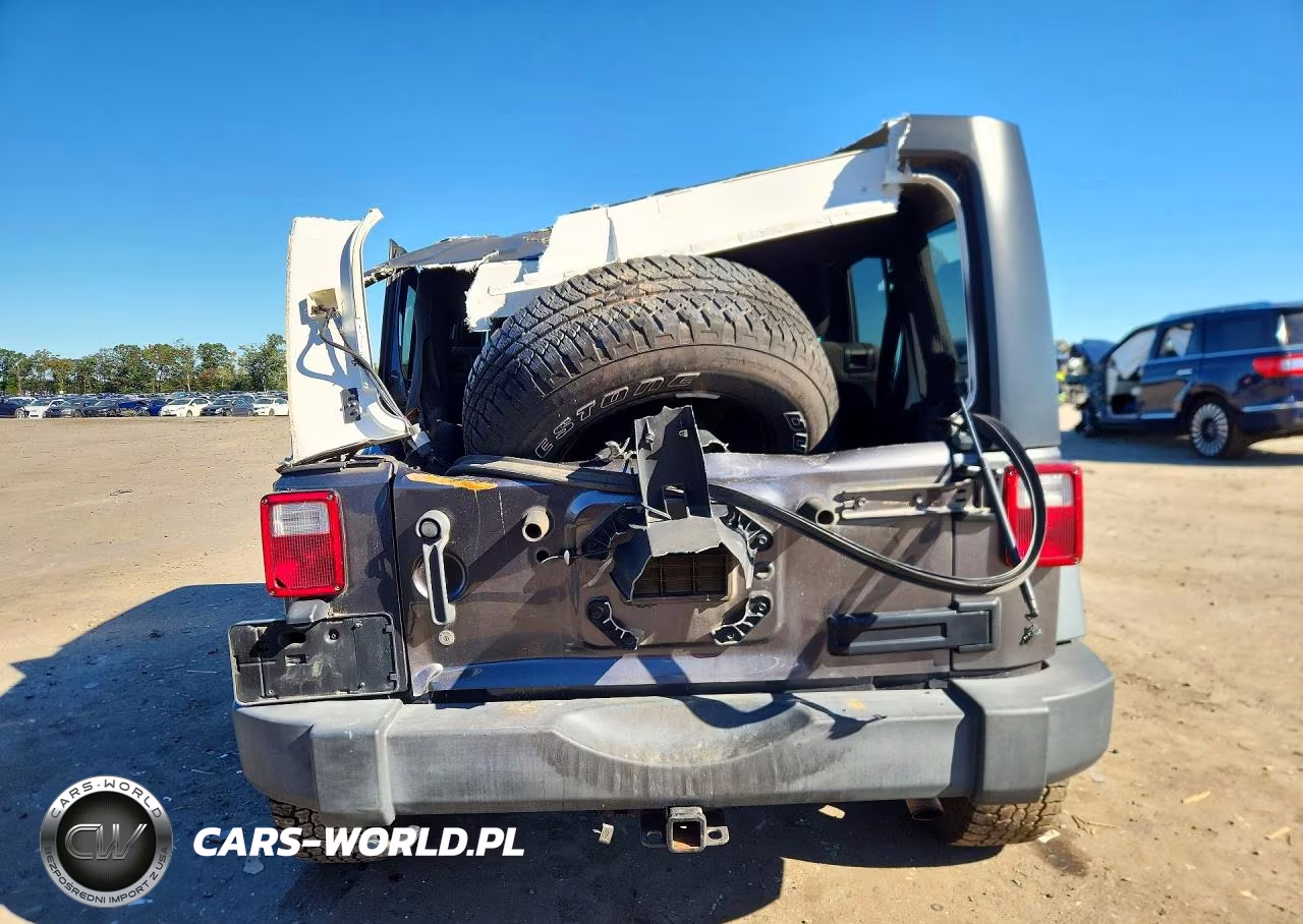 2016 Jeep Wrangler Unlimited Sport VIN:1C4HJWDG2GL163431 - 6