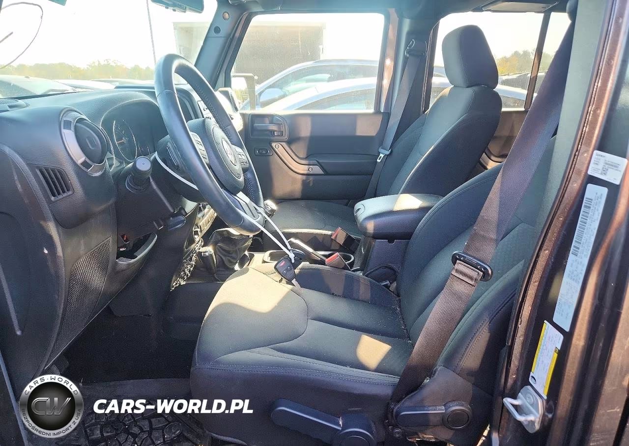 2016 Jeep Wrangler Unlimited Sport VIN:1C4HJWDG2GL163431 - 7