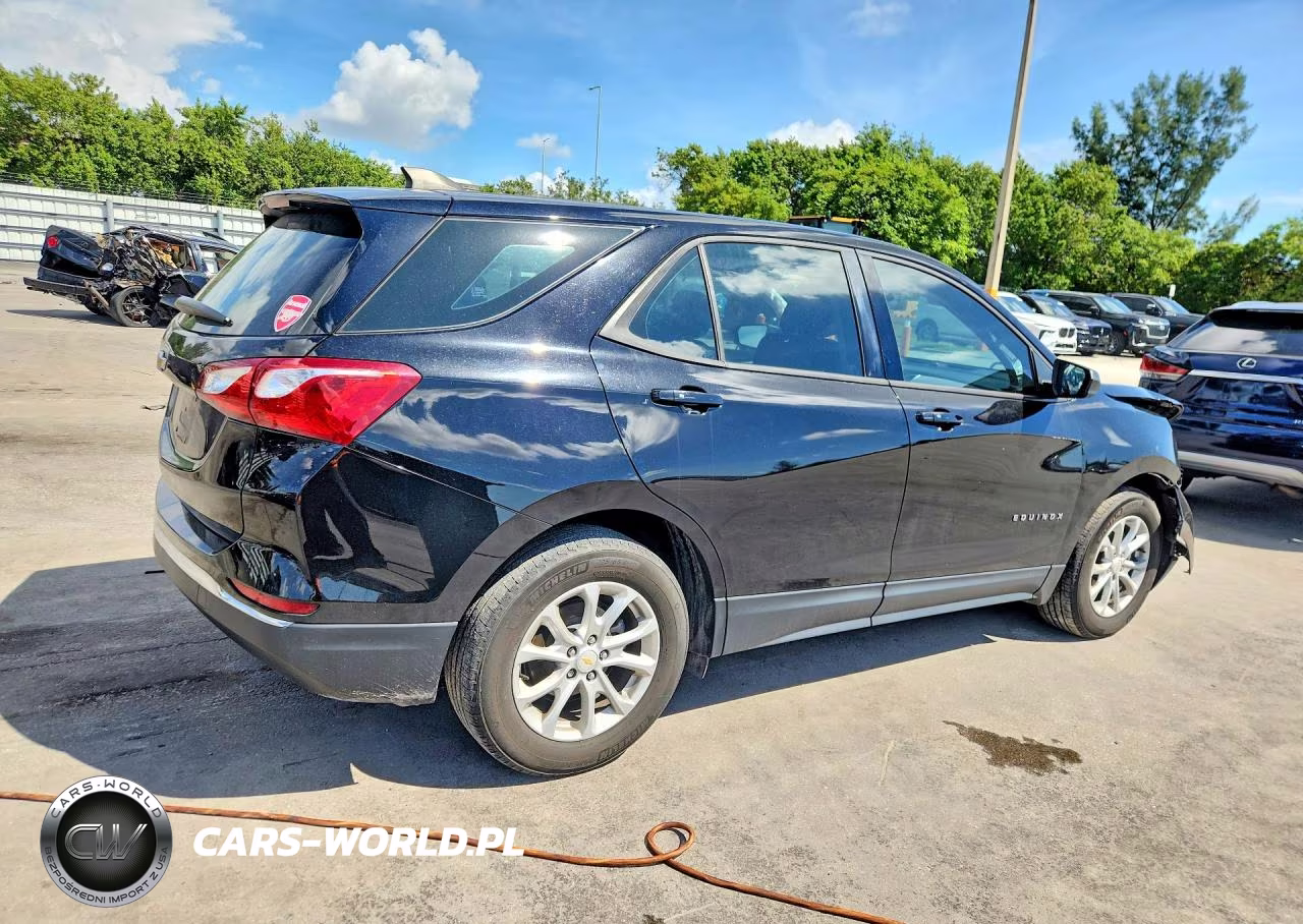 2018 Chevrolet Equinox Ls VIN:2GNAXHEV0J6331082 - 3