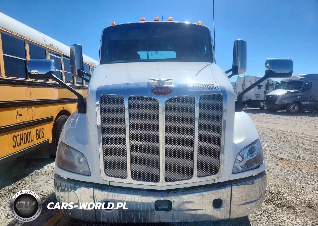 2019 Peterbilt 579 Semi Truck VIN:1XPBDP9X4KD261356 - 5