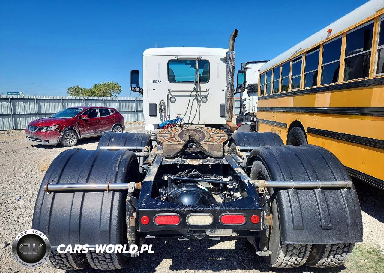 2019 Peterbilt 579 Semi Truck VIN:1XPBDP9X4KD261356 - 6