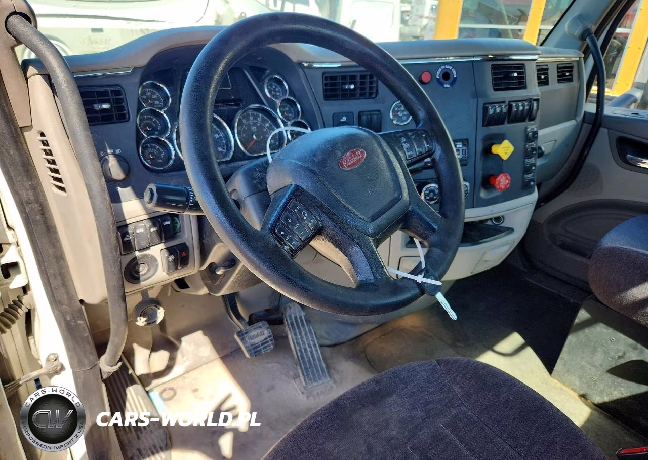 2019 Peterbilt 579 Semi Truck VIN:1XPBDP9X4KD261356 - 8
