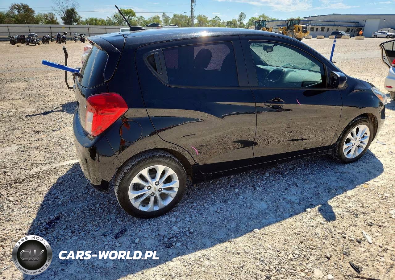 2021 Chevrolet Spark 1Lt VIN:KL8CD6SA4MC736480 - 3