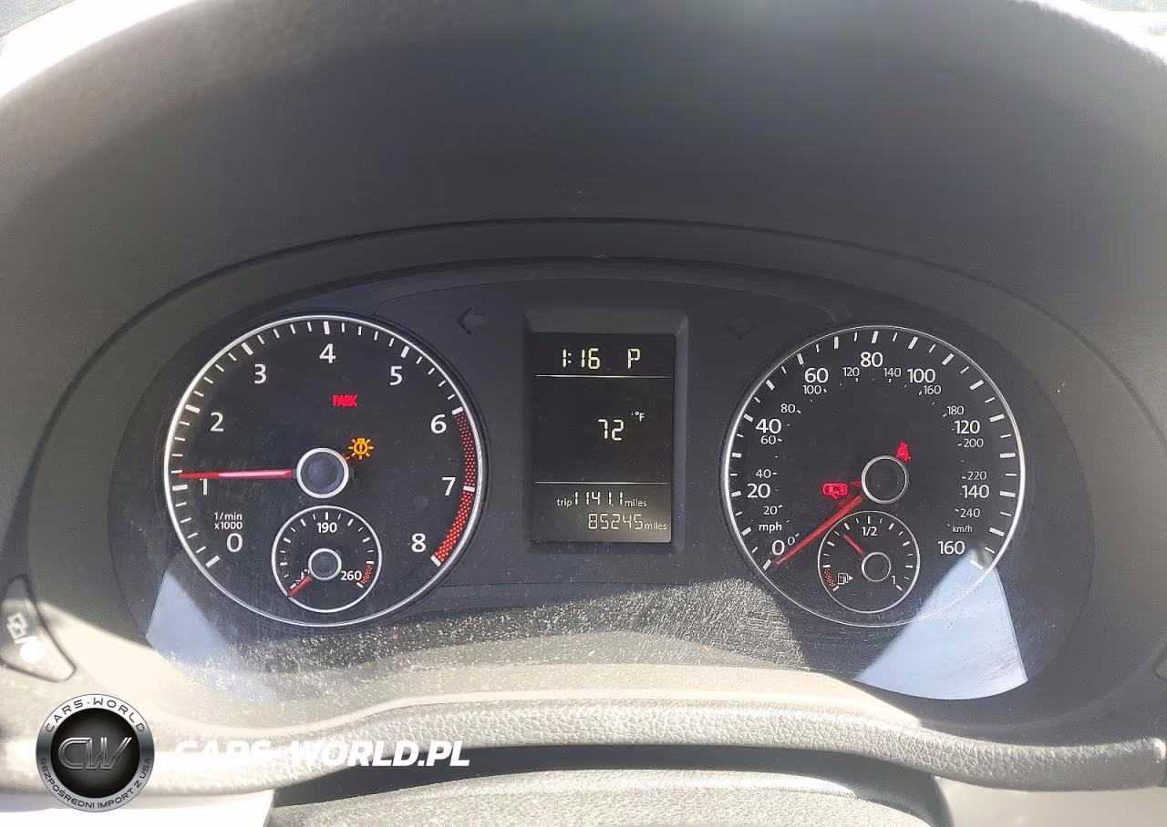2014 Volkswagen Passat S VIN:1VWAS7A31EC110736 - 9