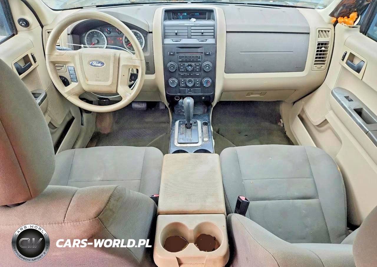 2011 Ford Escape Xls VIN:1FMCU0C73BKC16292 - 8