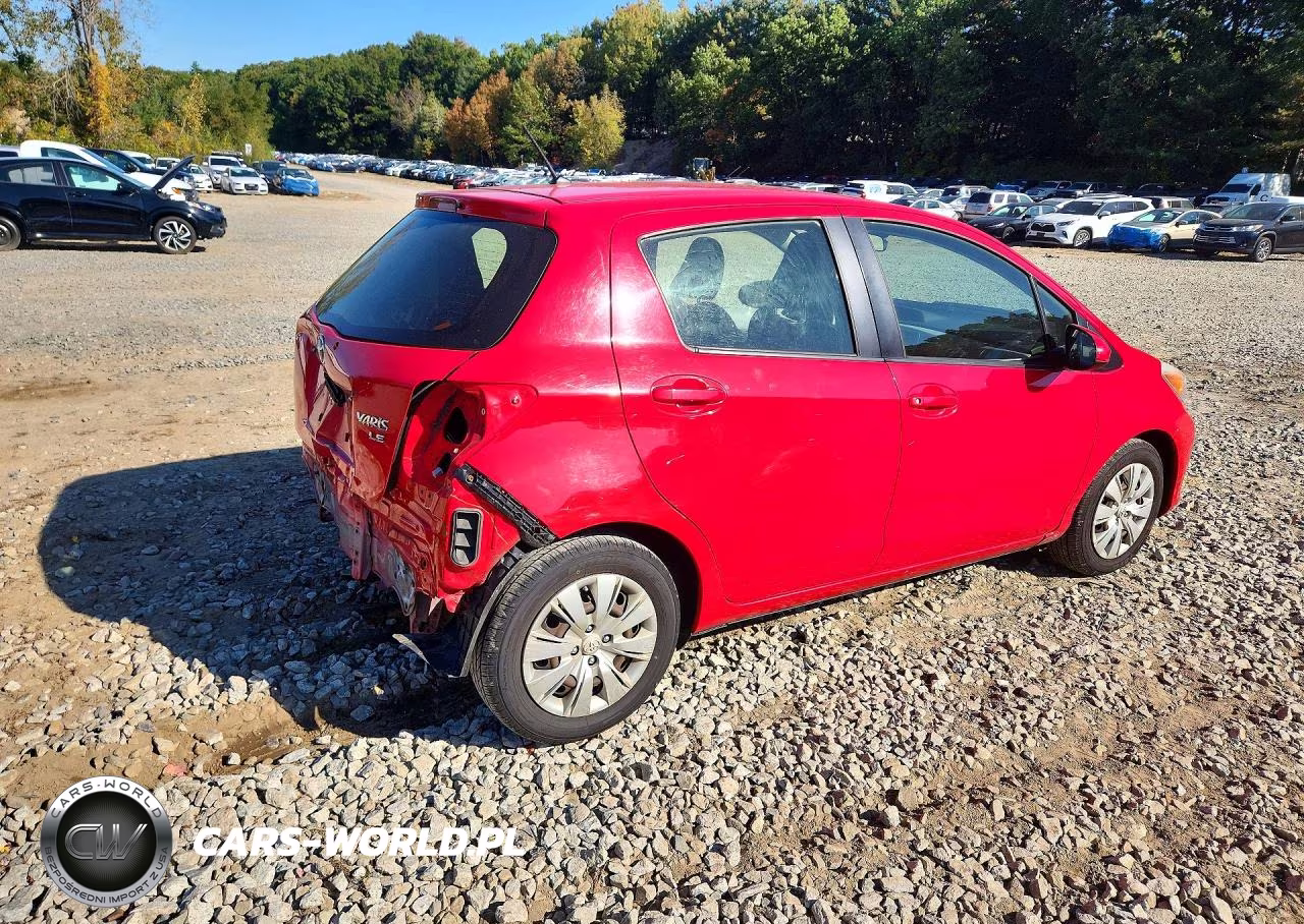 2014 Toyota Yaris 5-Door Le VIN:JTDKTUD30ED576456 - 3