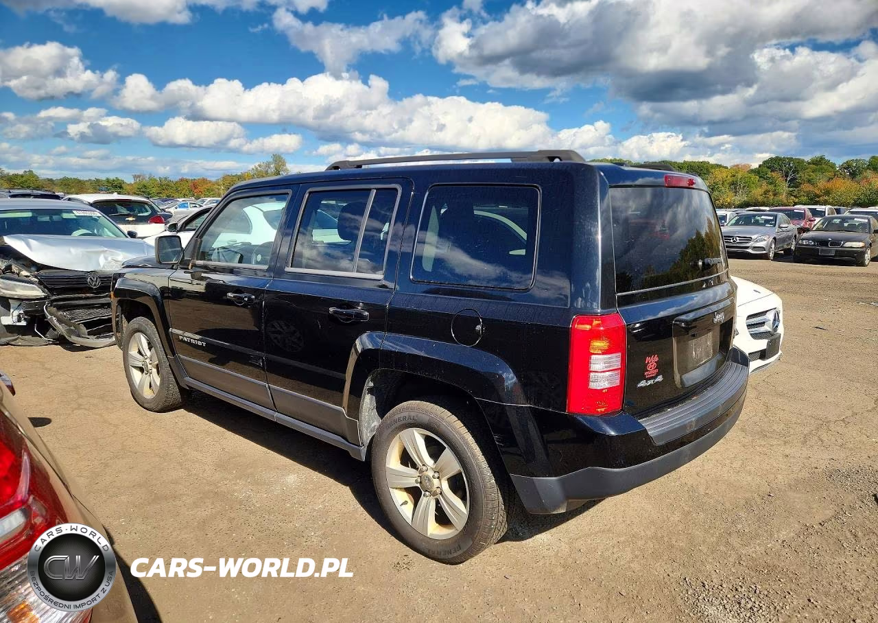 2014 Jeep Patriot Latitude VIN:1C4NJRFB7ED518932 - 2