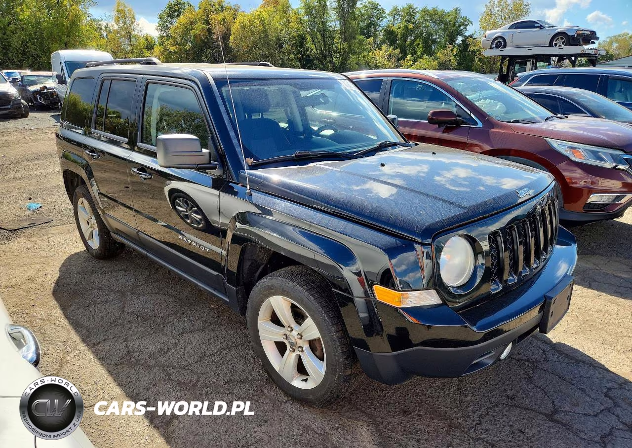 2014 Jeep Patriot Latitude VIN:1C4NJRFB7ED518932 - 4