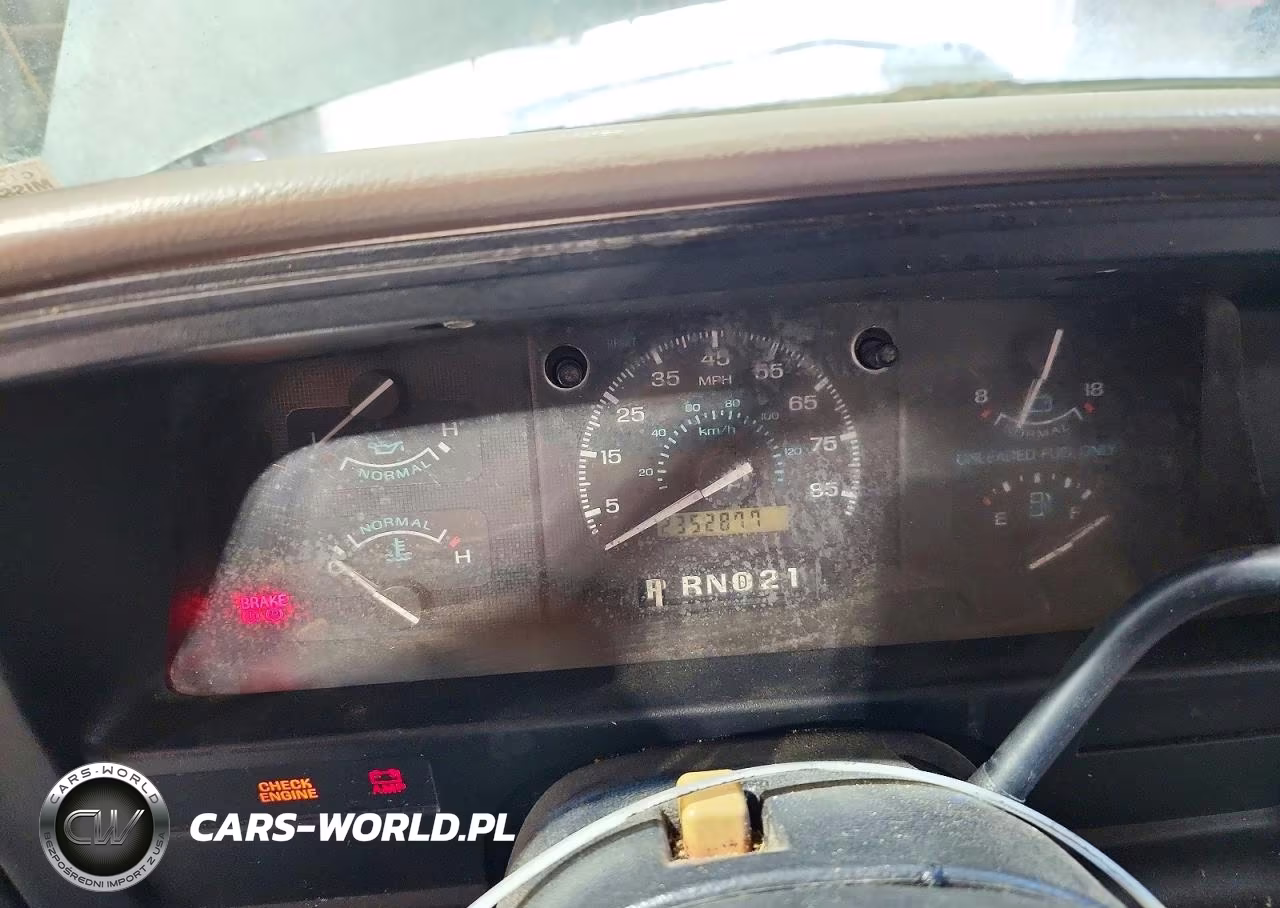 1995 Ford Econoline E150 VIN:1FMEE11HXSHB08563 - 9