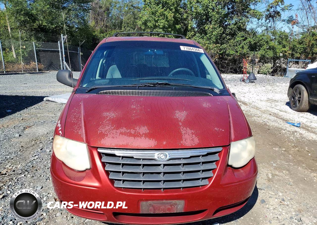 2007 Chrysler Town & Country Lx VIN:2A4GP44R27R215934 - 5