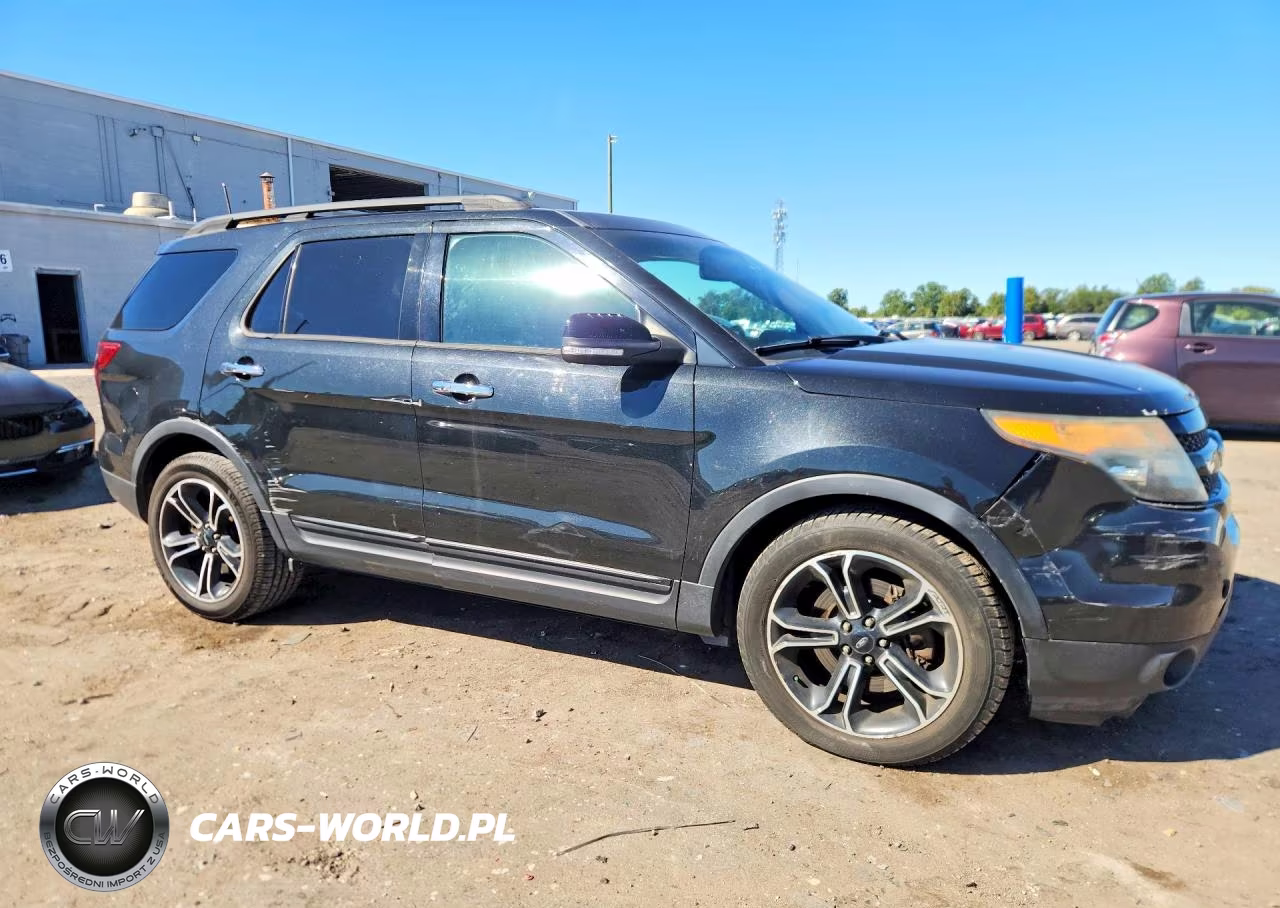 2014 Ford Explorer Sport VIN:1FM5K8GTXEGC45381 - 4