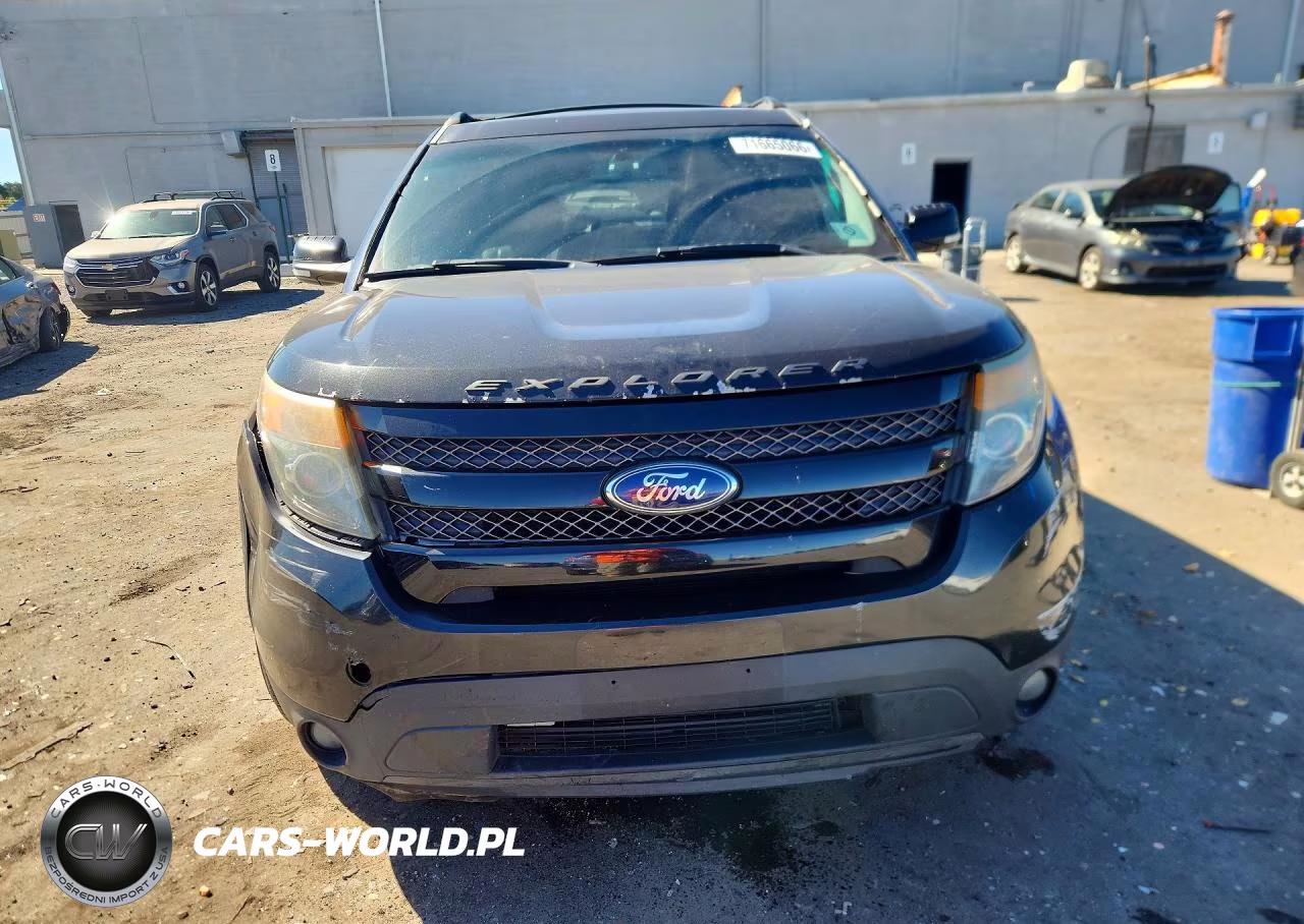 2014 Ford Explorer Sport VIN:1FM5K8GTXEGC45381 - 5