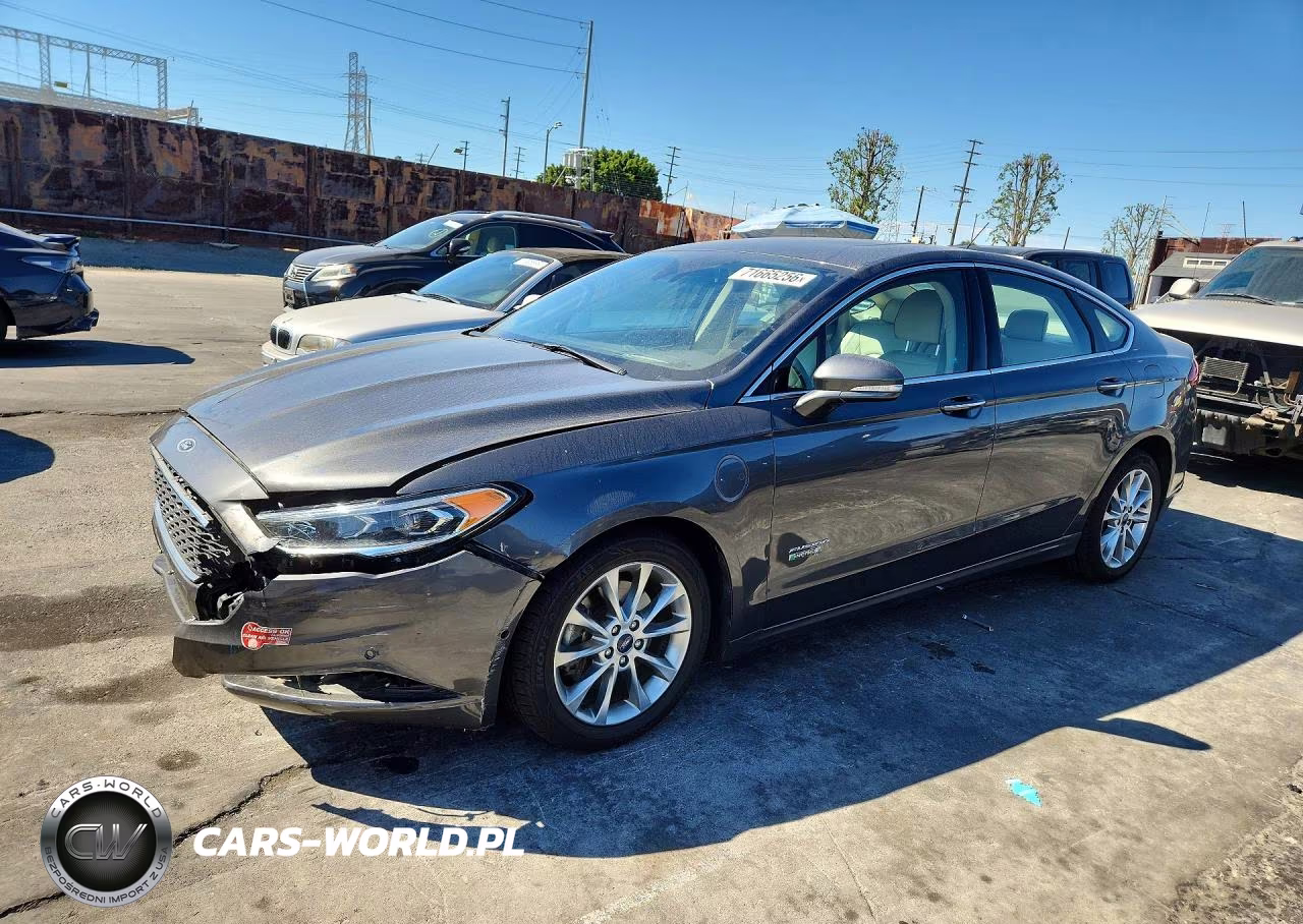 2017 Ford Fusion Titanium Phev VIN:3FA6P0SU3HR255510 - 1