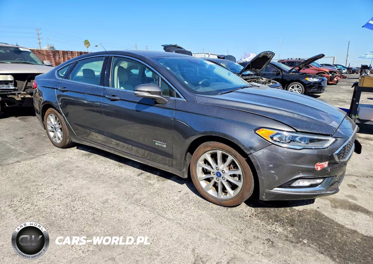 2017 Ford Fusion Titanium Phev VIN:3FA6P0SU3HR255510 - 4