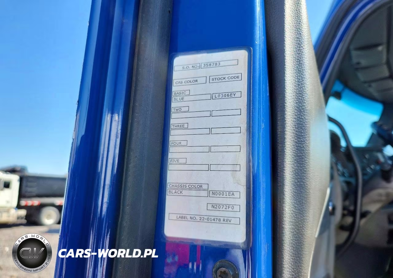2017 Peterbilt 579 Semi Truck VIN:1XPBDP9X3HD358783 - 12