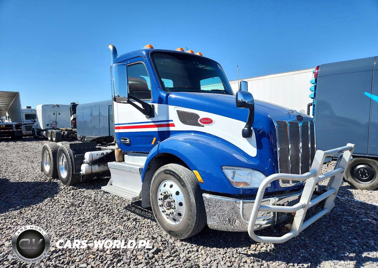2017 Peterbilt 579 Semi Truck VIN:1XPBDP9X3HD358783 - 4