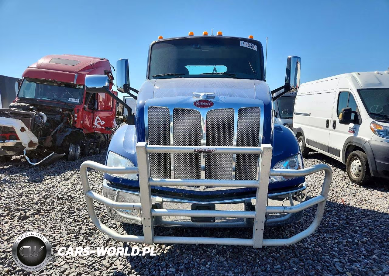 2017 Peterbilt 579 Semi Truck VIN:1XPBDP9X3HD358783 - 5