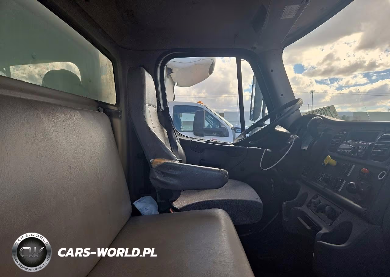 2019 Freightliner M2 106 Medium Duty VIN:3ALACWFB9KDKR0793 - 11