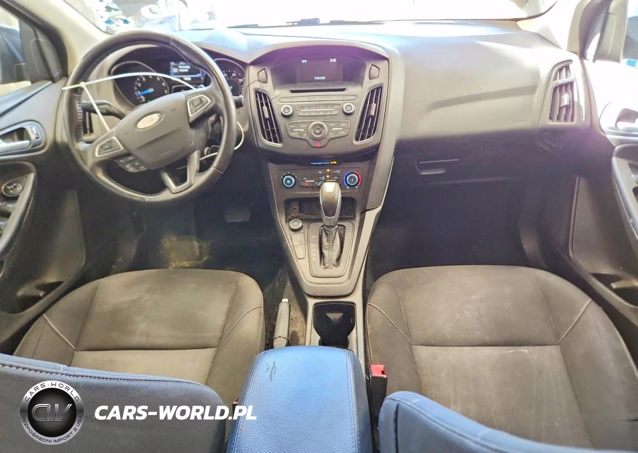 2015 Ford Focus Se VIN:1FADP3F22FL312342 - 8