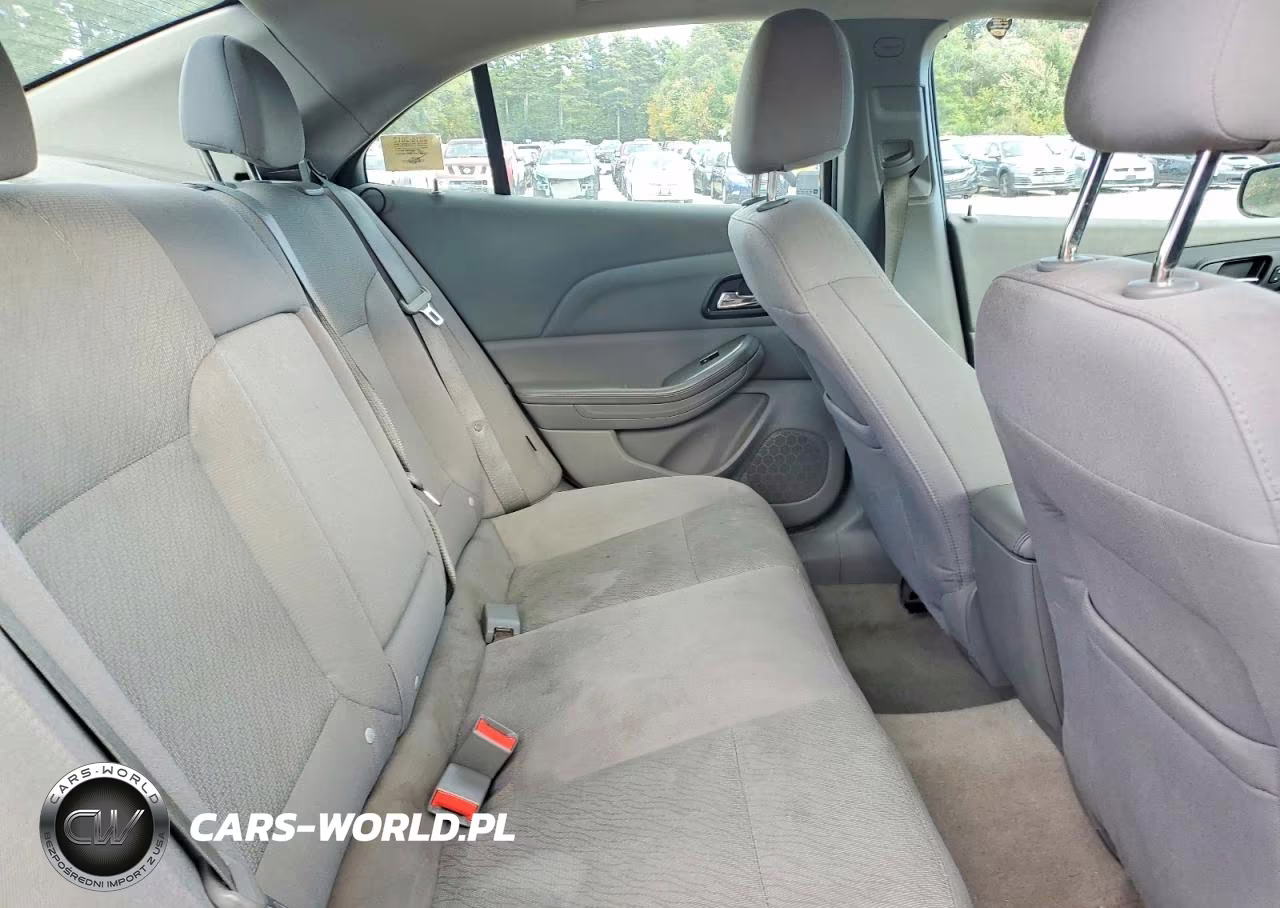 2014 Chevrolet Malibu Ls VIN:1G11B5SL6EF129716 - 10