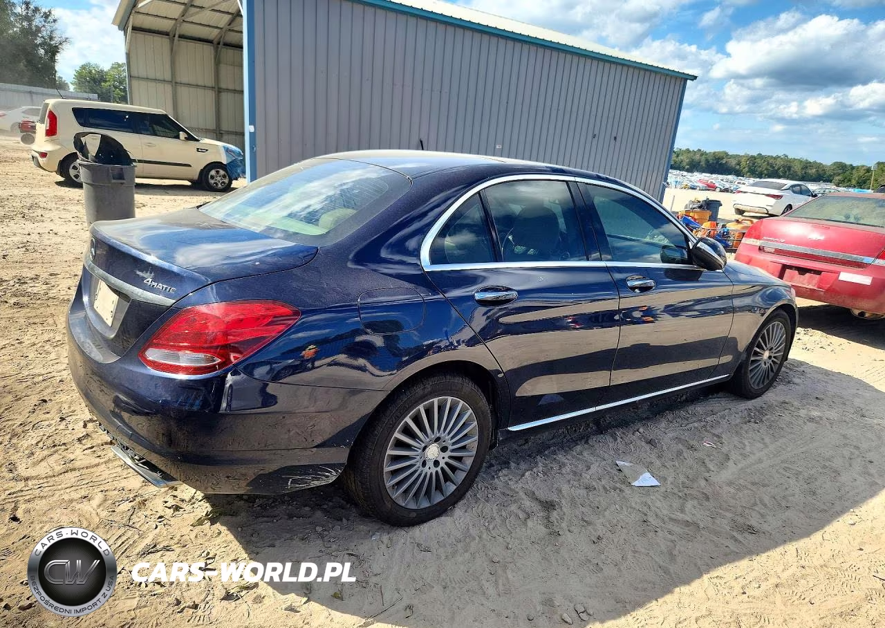2015 Mercedes-Benz C 300 4Matic VIN:55SWF4KBXFU019405 - 3