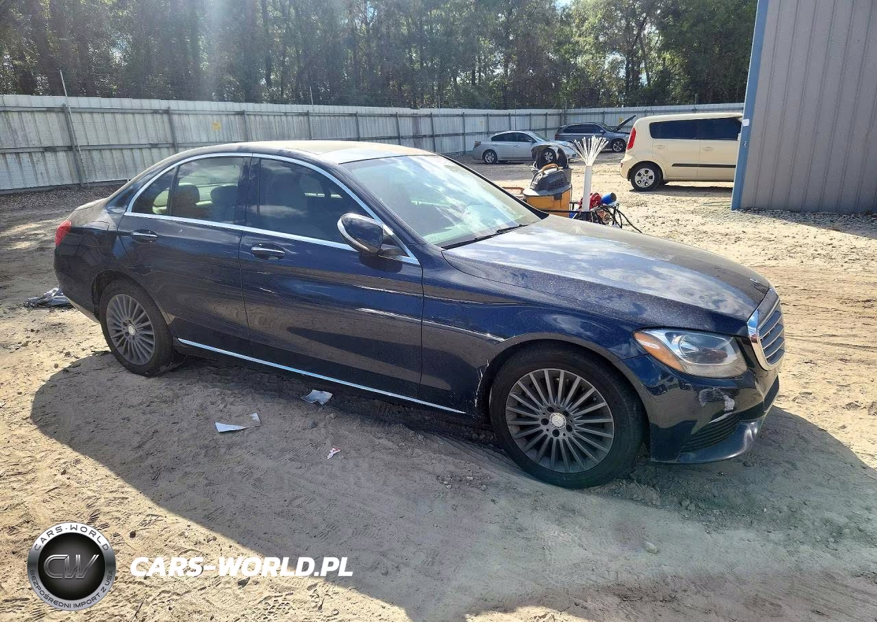 2015 Mercedes-Benz C 300 4Matic VIN:55SWF4KBXFU019405 - 4