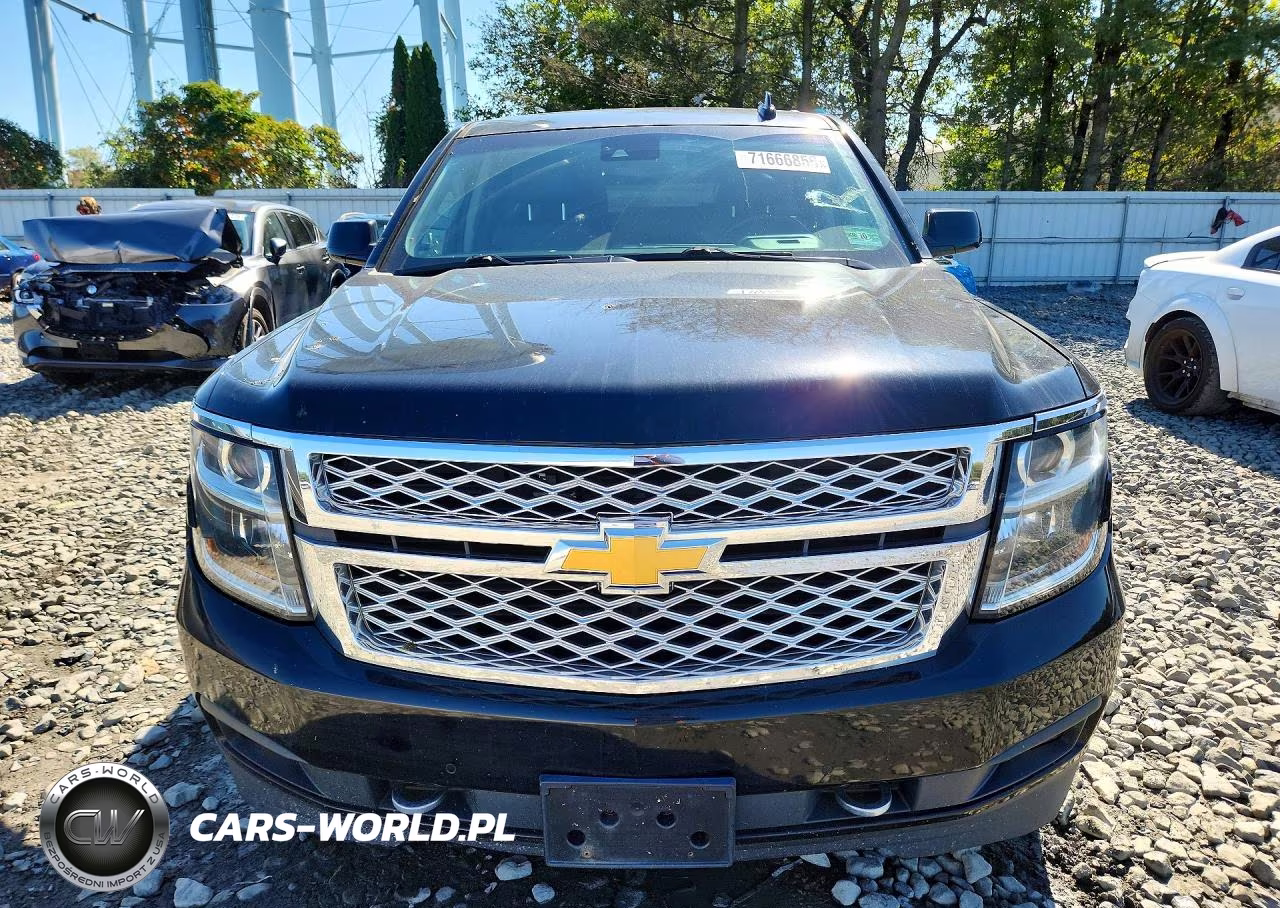 2018 Chevrolet Suburban K1500 Lt VIN:1GNSKHKCXJR315238 - 5