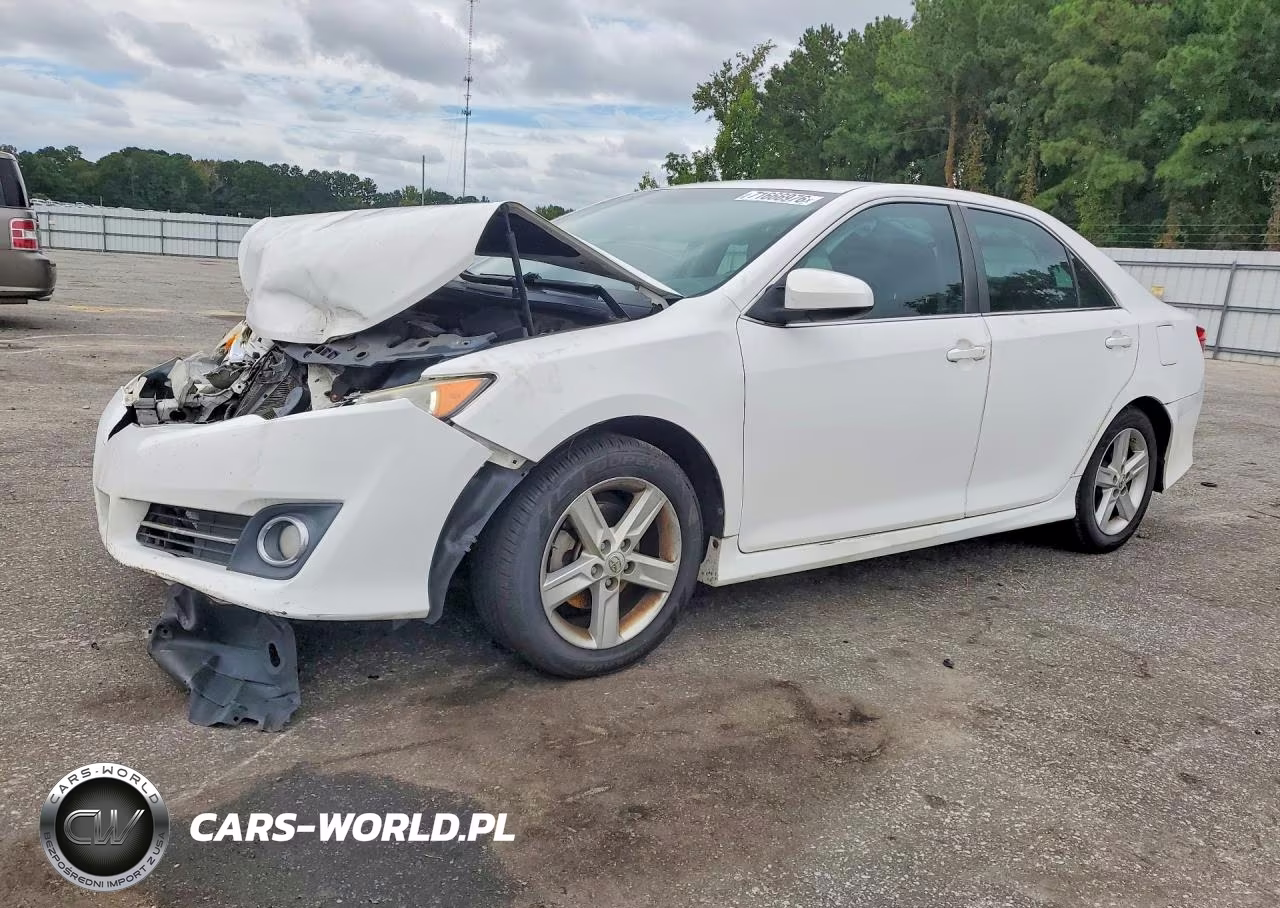 2014 Toyota Camry Se VIN:4T1BF1FK5EU802710 - 1