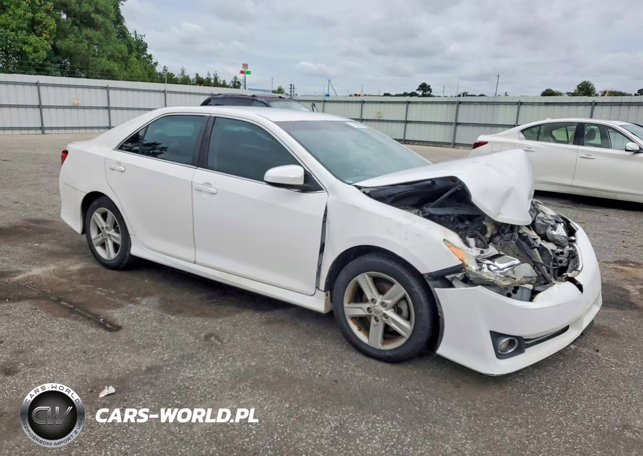 2014 Toyota Camry Se VIN:4T1BF1FK5EU802710 - 4