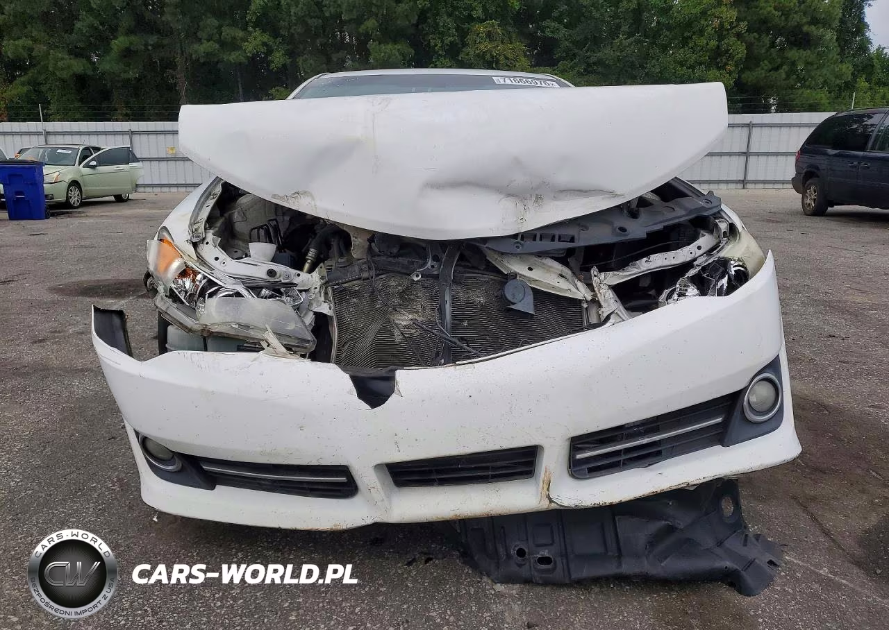 2014 Toyota Camry Se VIN:4T1BF1FK5EU802710 - 5