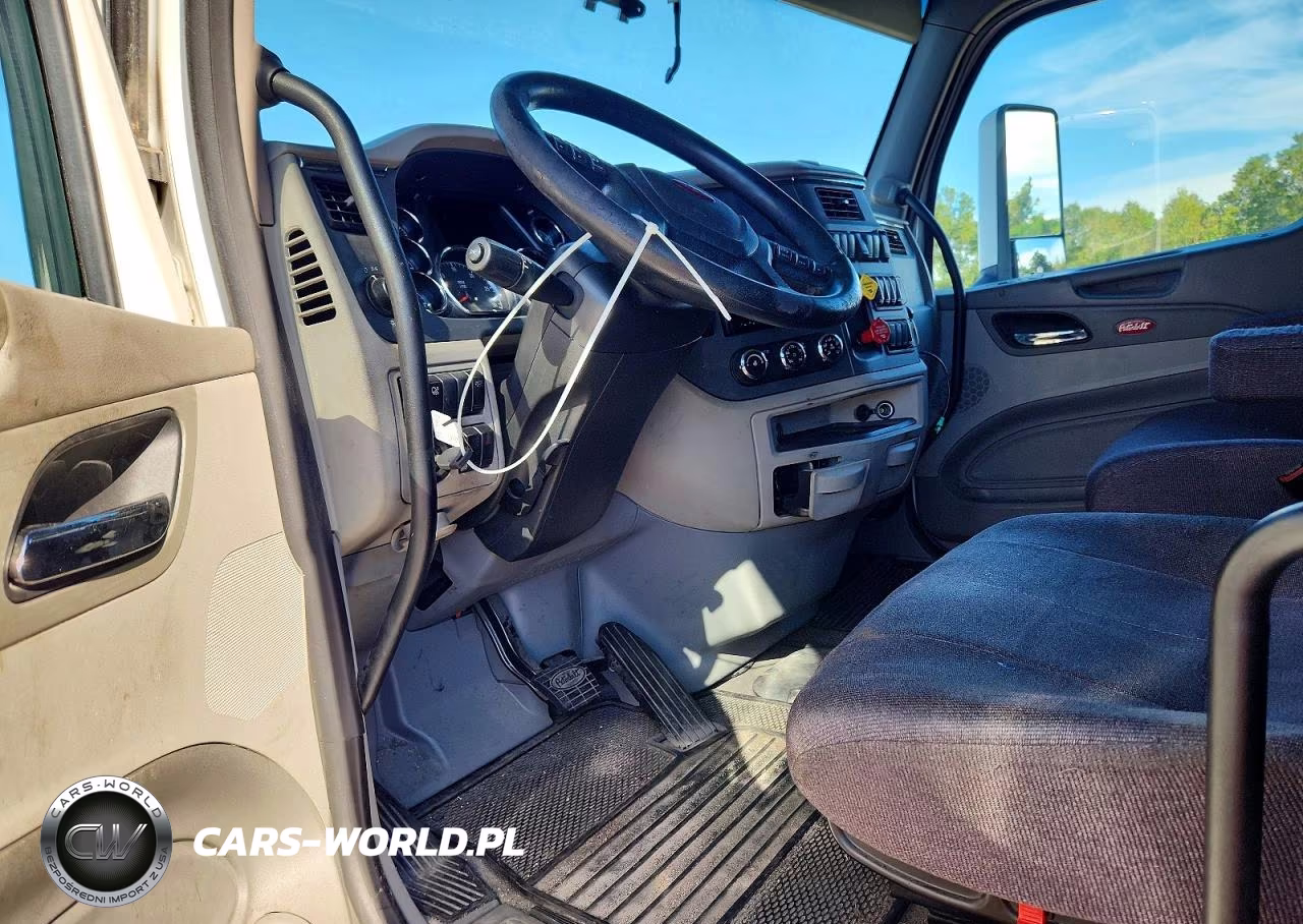 2020 Peterbilt 579 - Semi Truck VIN:1XPBDP9X7LD646234 - 8