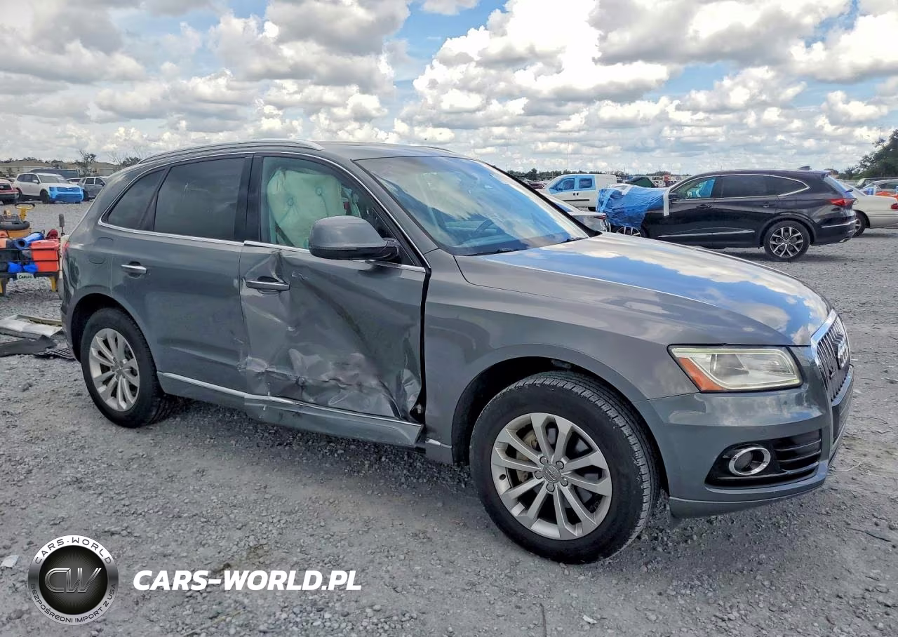 2016 Audi Q5 Premium Plus VIN:WA1L2AFP1GA031791 - 4