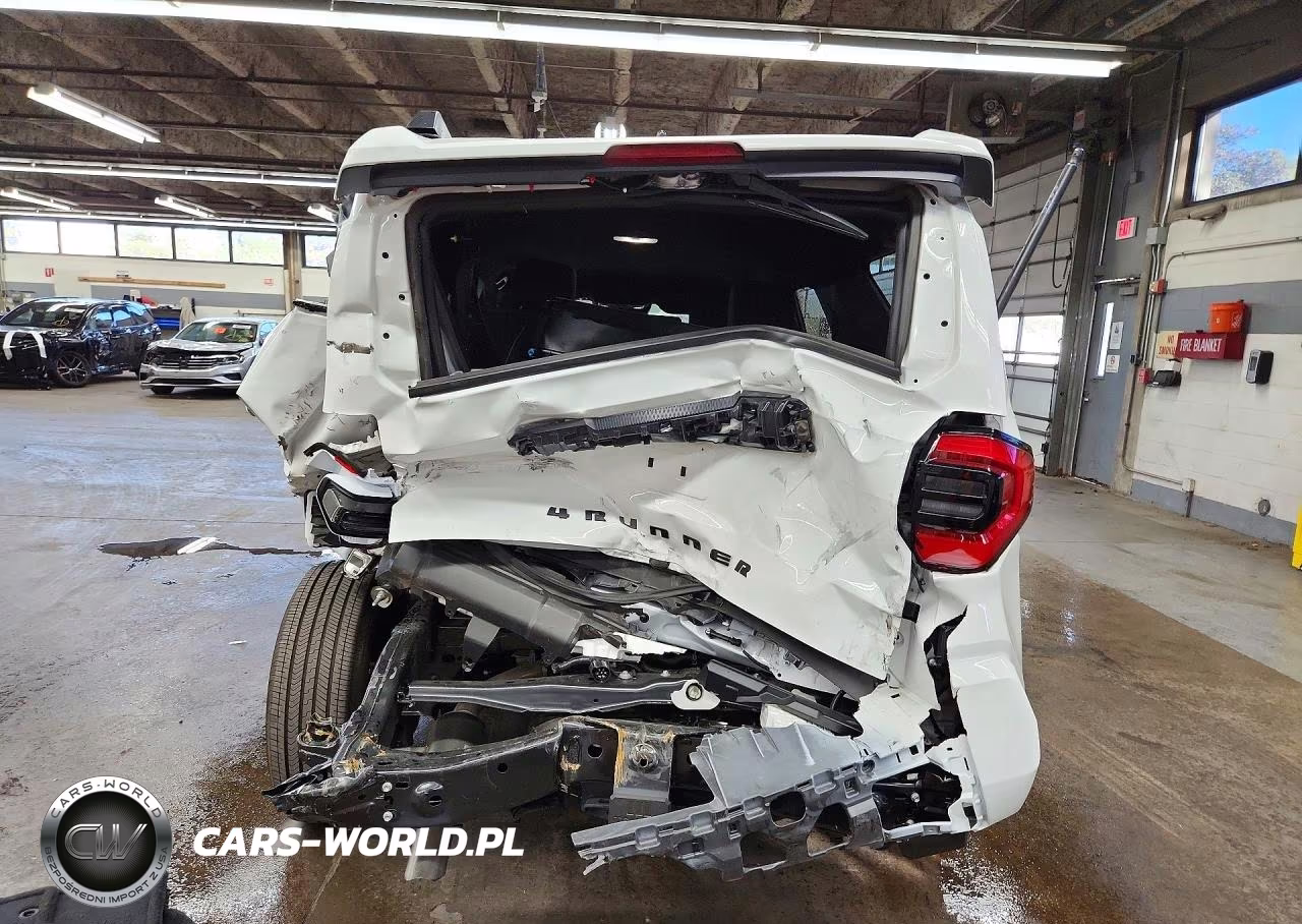 2026 Toyota 4Runner Sr5 VIN:JTEVA5BRXT5137039 - 6