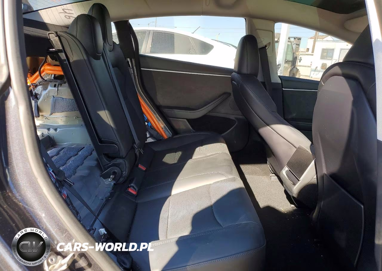 2024 Tesla Model 3 VIN:5YJ3E1EB4RF792652 - 10