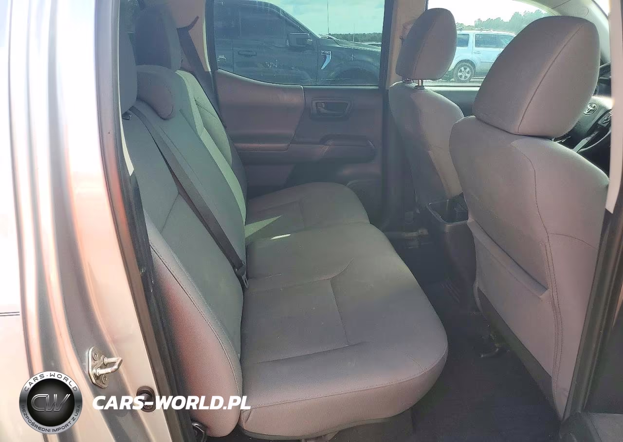 2018 Toyota Tacoma Sr VIN:5TFAX5GN1JX113270 - 10