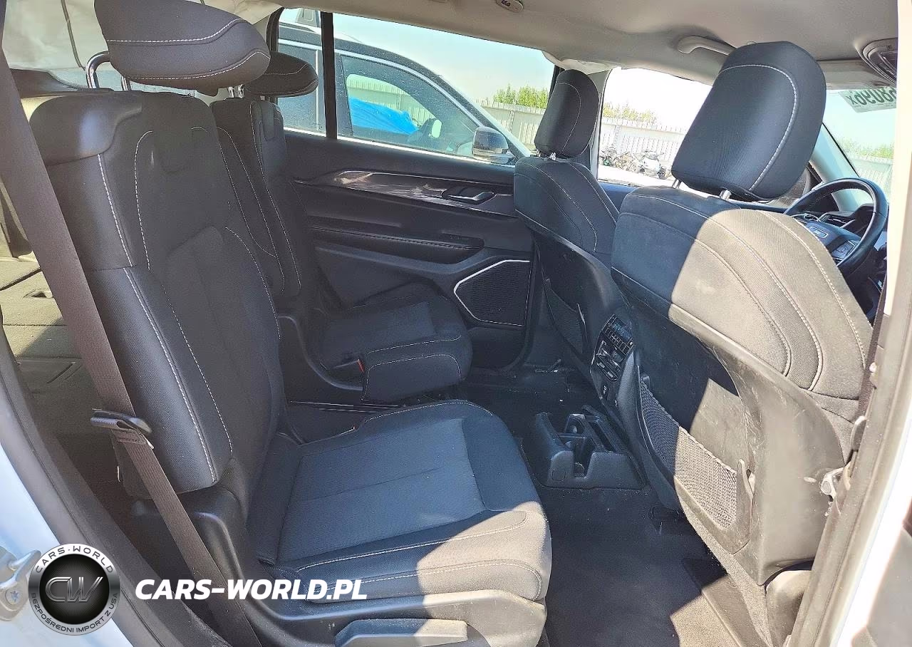 2021 Jeep Grand Cherokee L Laredo VIN:1C4RJJAG1M8147246 - 11